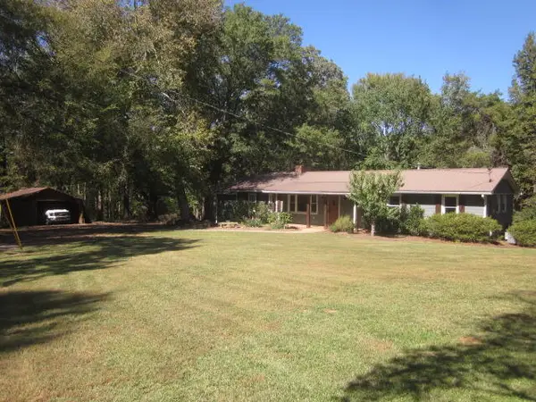 312 Mansfield Road, White, GA 30184