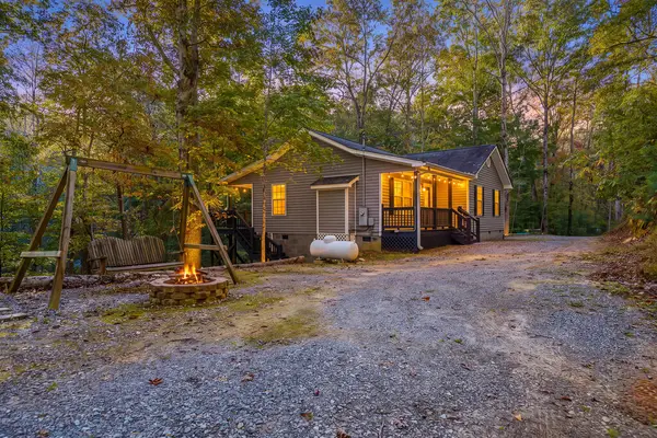 30 Chancel Circle, Ellijay, GA 30540