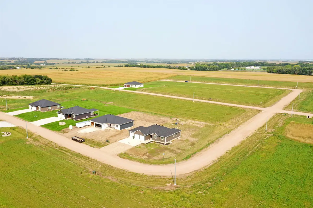 8478 HILLSIDE PLAZA, Columbus, NE 68601 - Image #1