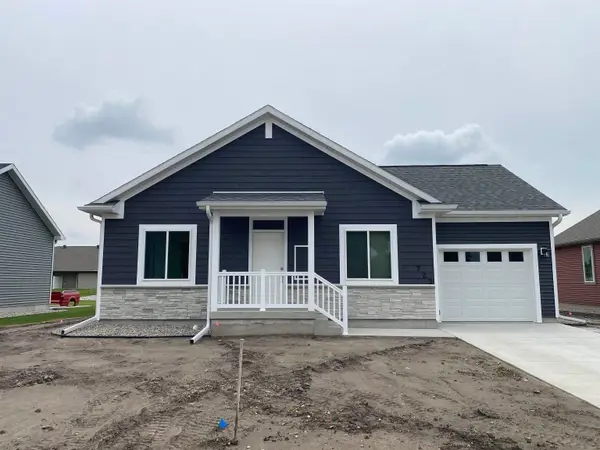 825 4TH STREET, COLUMBUS, NE 68601