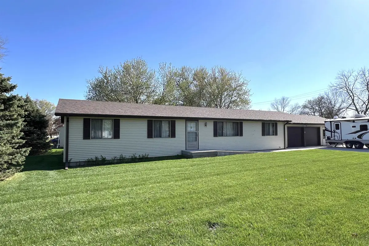 881 A STREET, David City, NE 68632 - Image #1