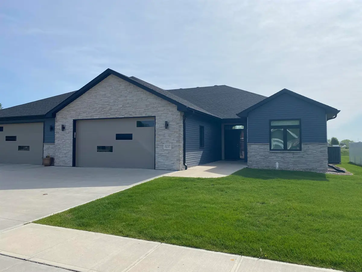 3157 Kozy Drive, Columbus, NE 68601 - Image #1