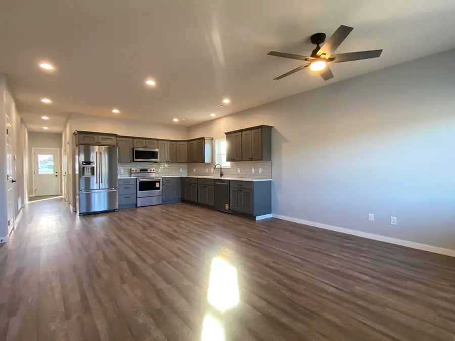 825 9th Street, Columbus, NE 68601 - #2