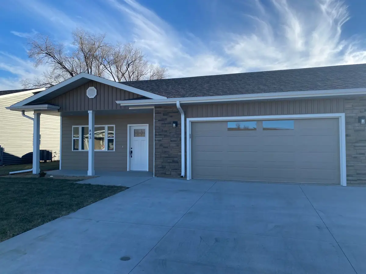 843 9th Street, Columbus, NE 68601 - Image #1