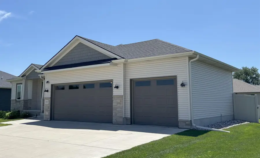 4625 32nd Street, Columbus, NE 68601 - Image #2