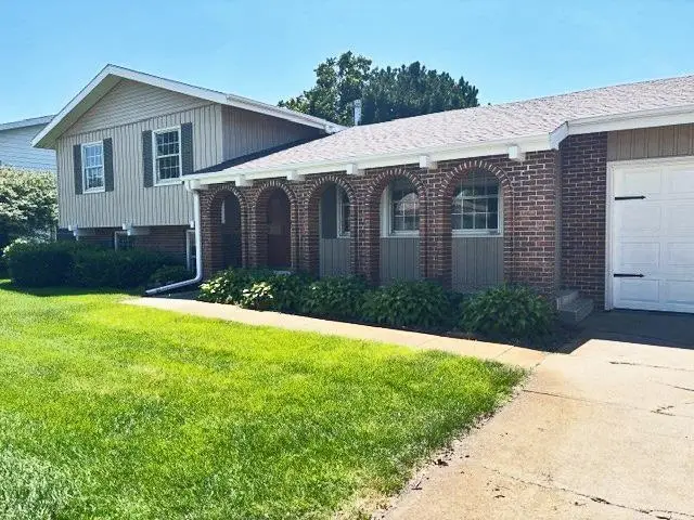 3011 29th Street, Columbus, NE 68601 - Image #1