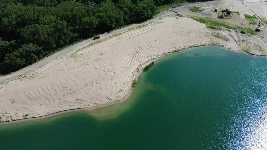 14152 #17 S Road, Columbus, NE 68601 - Image #2