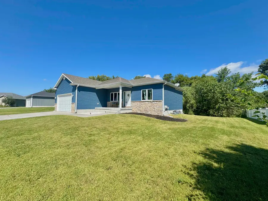2822 36th Street, Columbus, NE 68601 - Image #3