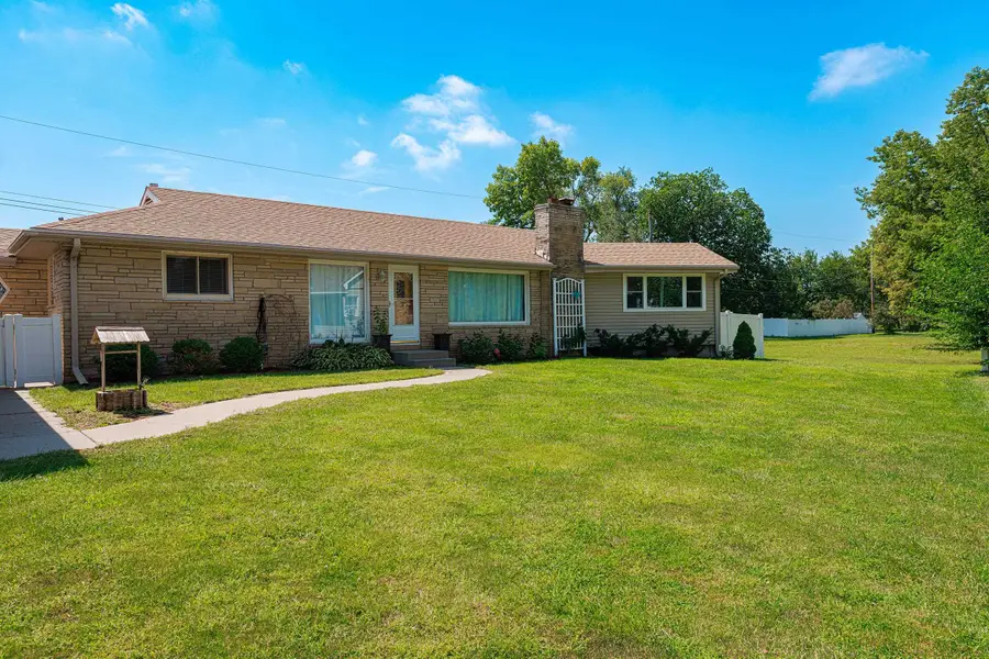 2660 Pioneer Place, Columbus, NE 68601 - Image #2