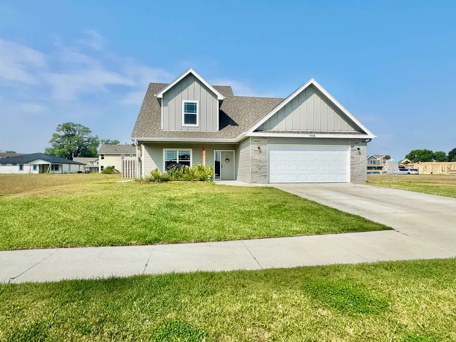 1108 Valley View Street, Valley, NE 68064 - Image #2