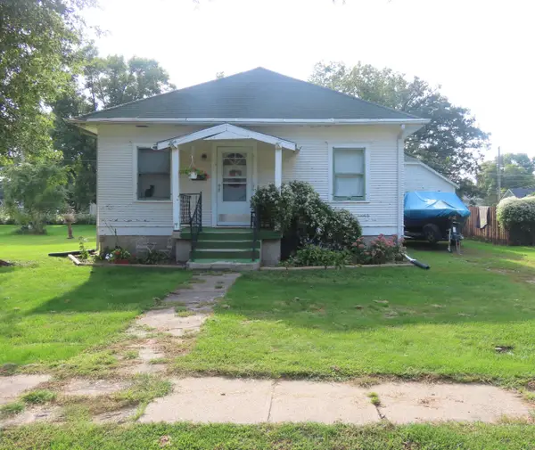 475 12th Street, David City, NE 68632