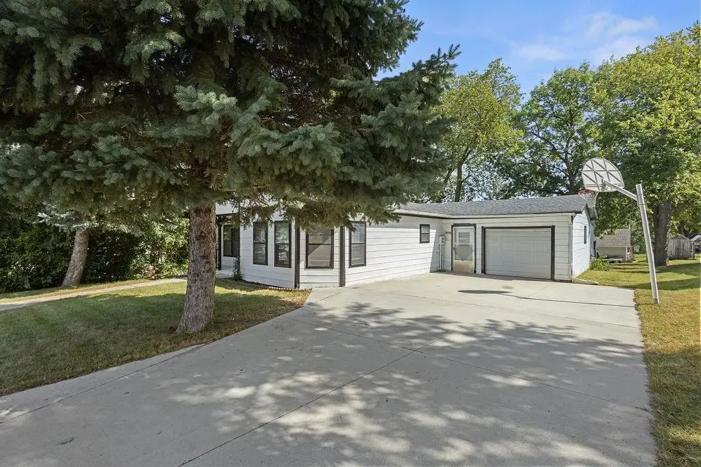 209 N 5th Street, Newman Grove, NE 68758 - Image #1