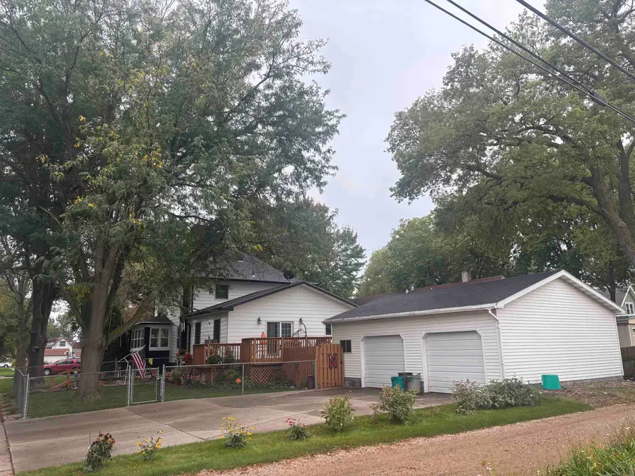 2004 16th Street, Columbus, NE 68601 - Image #3