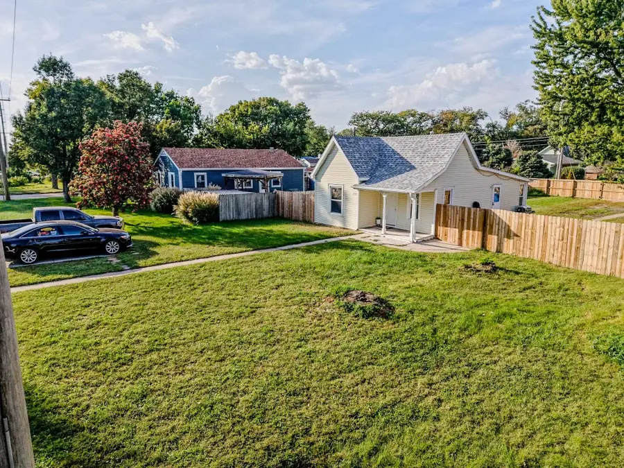 1318 4th Street, Columbus, NE 68601 - Image #2