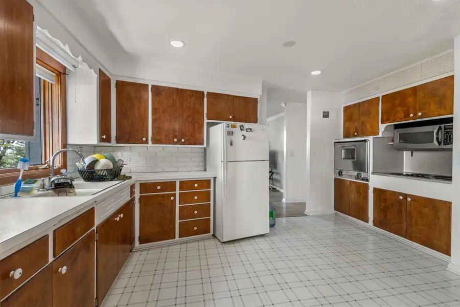 145 S Rose Lane, Columbus, NE 68601 - Image #3