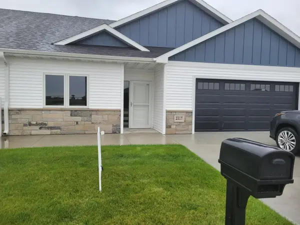 2317 38th Street, Columbus, NE 68601