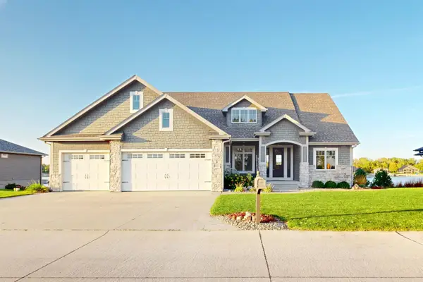 2820 Whitetail Drive, Columbus, NE 68601