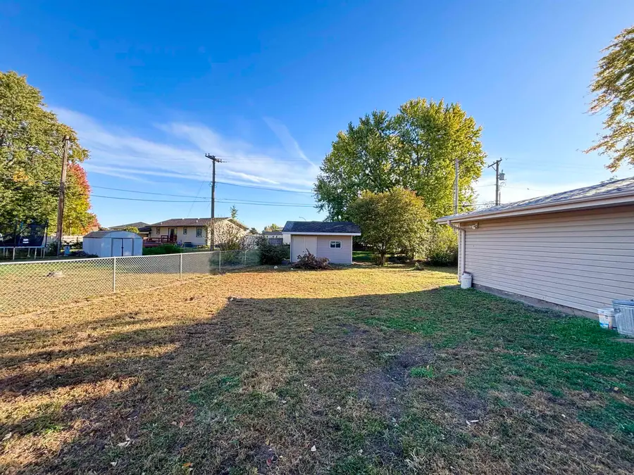 571 9th Ave, Columbus, NE 68601 - Image #3