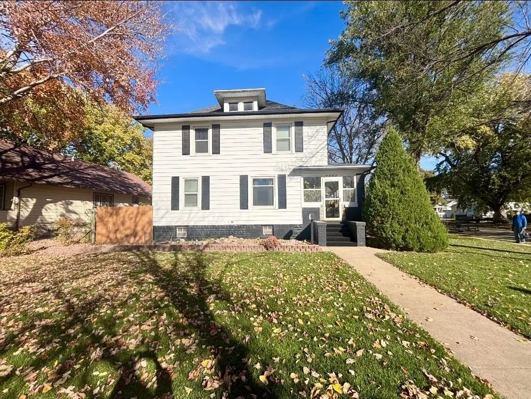 2004 16th Street, Columbus, NE 68601 - #1