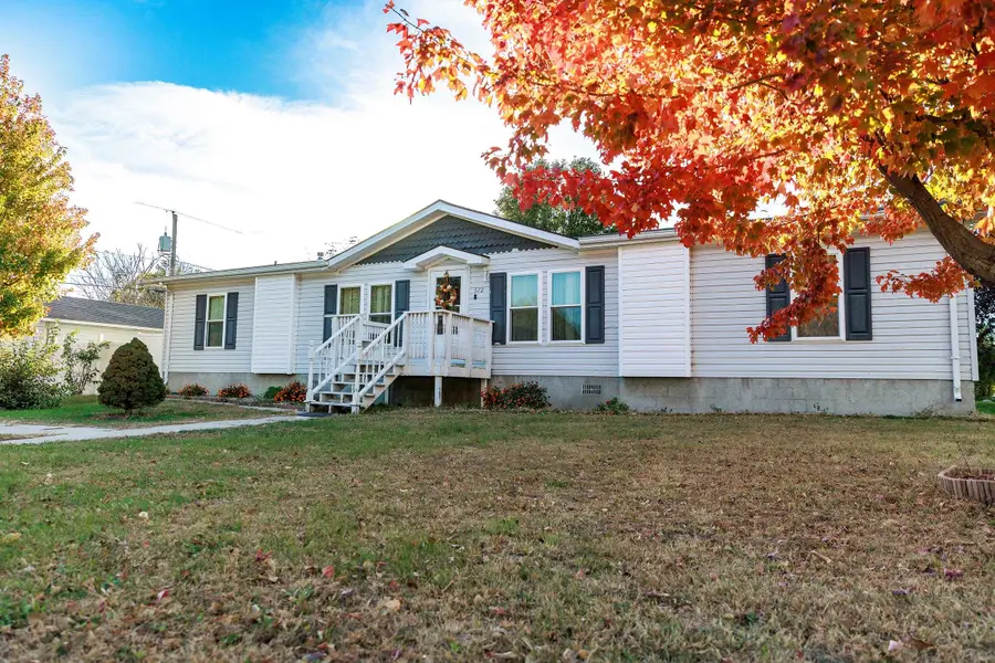 572 25th Avenue, Columbus, NE 68601 - Image #2