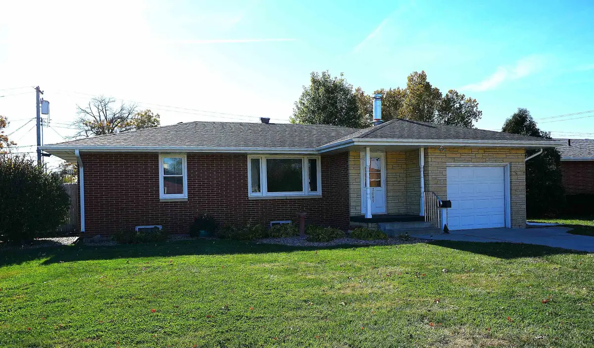 2009 25th Street, Columbus, NE 68601 - Image #1