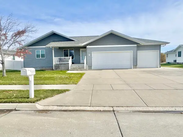 2757 Eastbrook Drive, Columbus, NE 68601