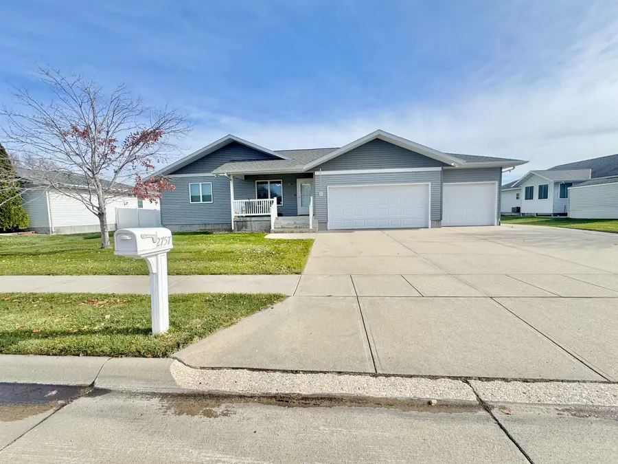 2757 Eastbrook Drive, Columbus, NE 68601 - Image #2