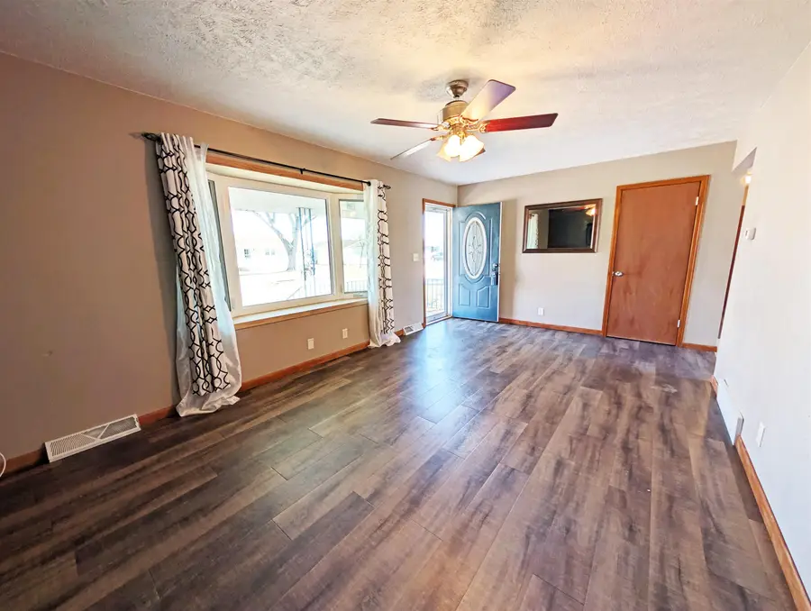 2764 E 13th Avenue, Columbus, NE 68601 - Image #3