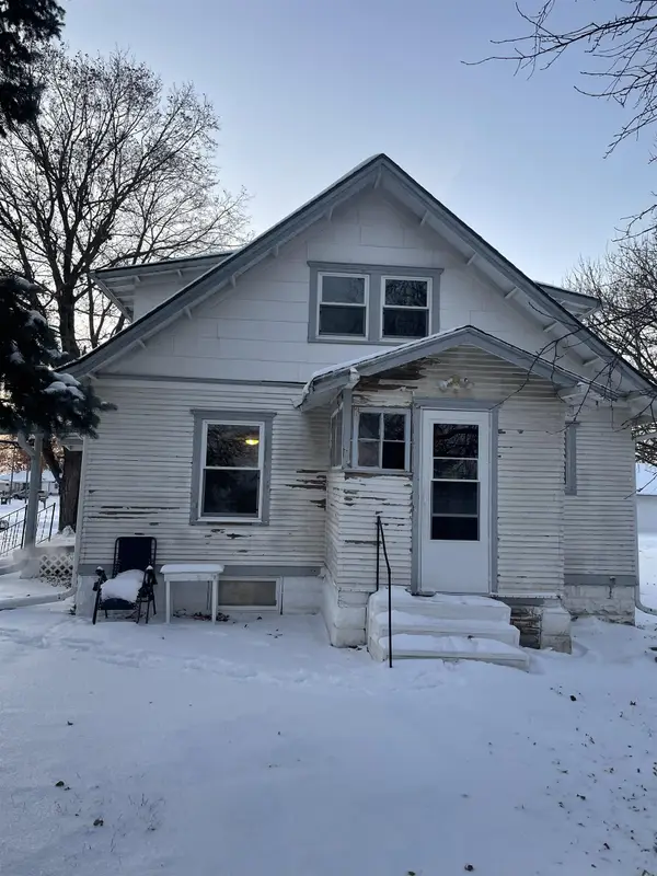 116 W D St, David City, NE 68632