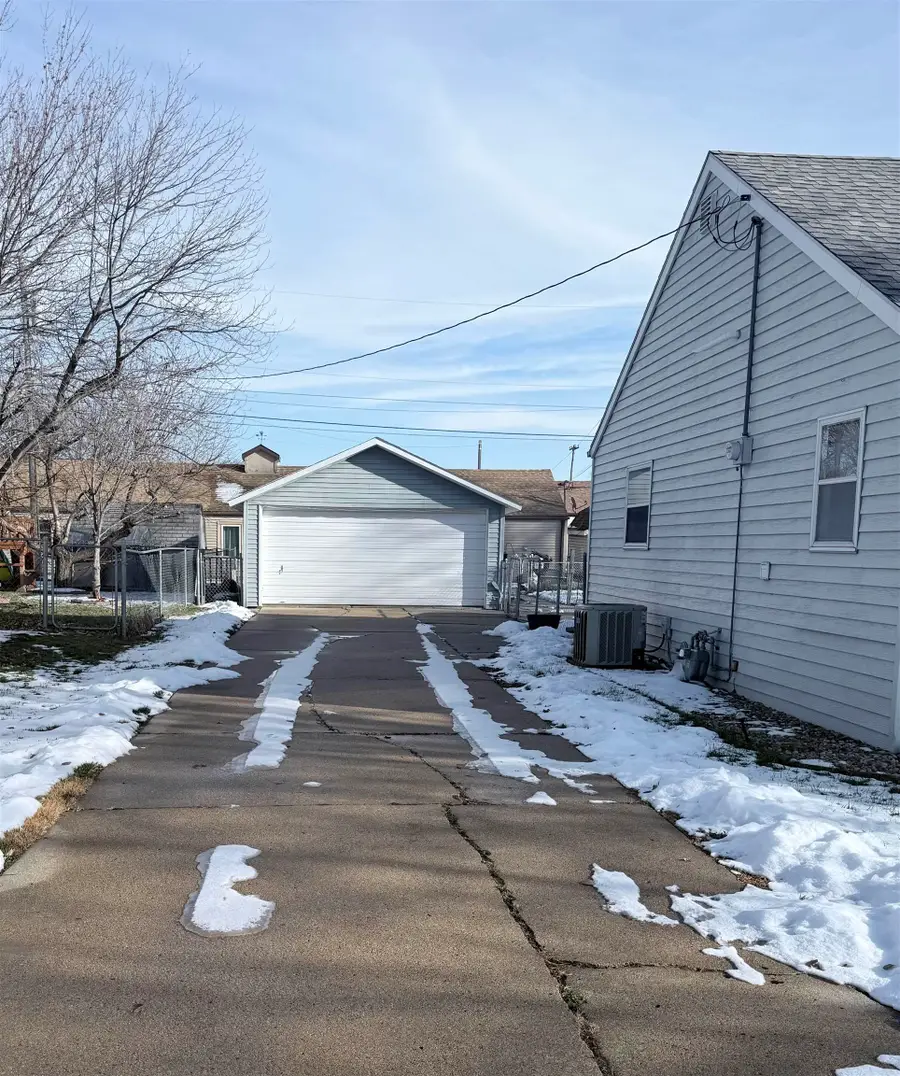 1665 40th Avenue, Columbus, NE 68601 - Image #2