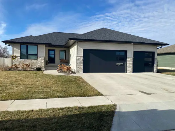 2456 56th Avenue, Columbus, NE 68601