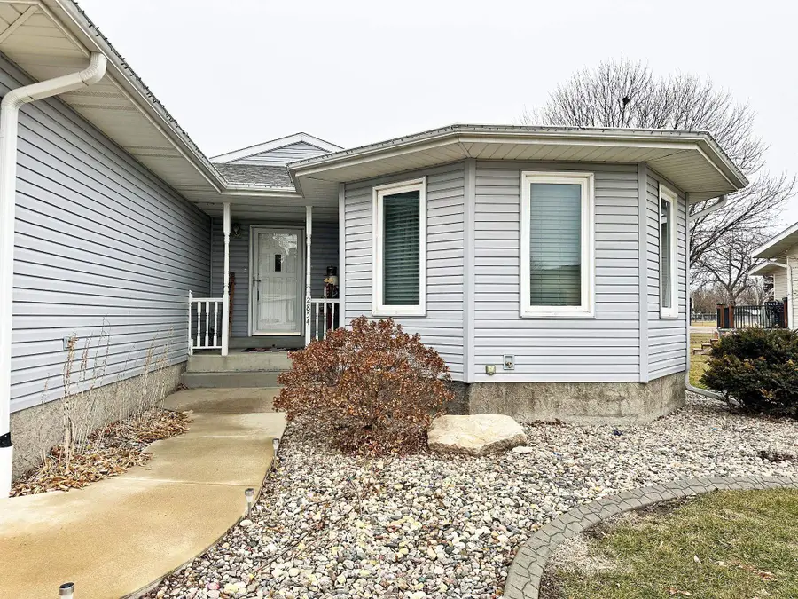 2854 41st Avenue, Columbus, NE 68601 - Image #2