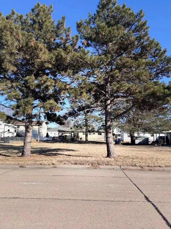 3200 Mueller Drive, Columbus, NE 68601