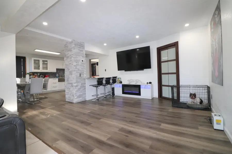 2422 6th Street, Columbus, NE 68601 - #3