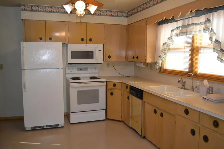 1855 45th Avenue, Columbus, NE 68601 - #2