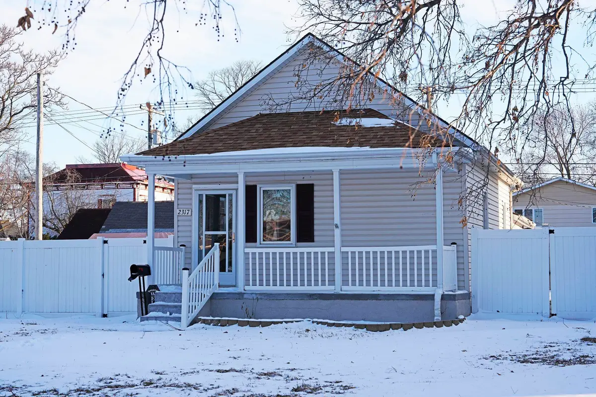 2317 9th Street, Columbus, NE 68601 - #1