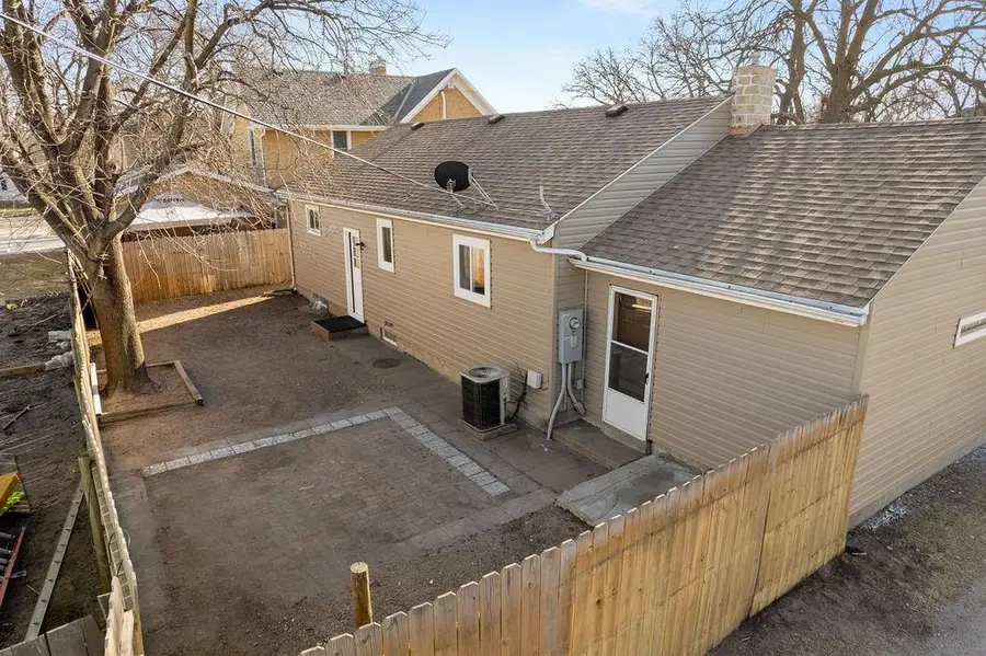 910 B Street, Schuyler, NE 68661 - #2