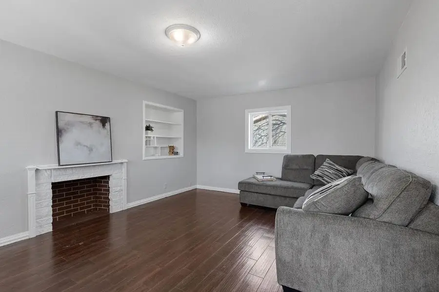 910 B Street, Schuyler, NE 68661 - #3