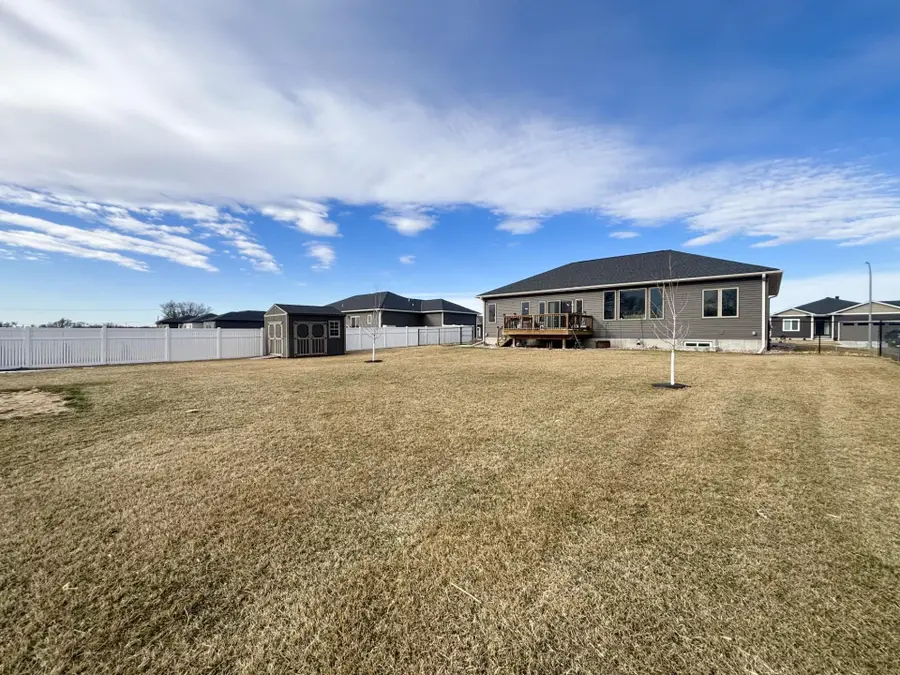 2485 56th Avenue, Columbus, NE 68601 - #2