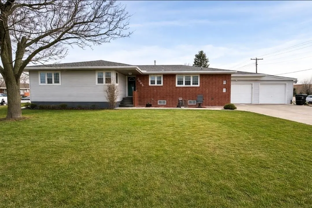 2005 28th Street, Columbus, NE 68601 - #1