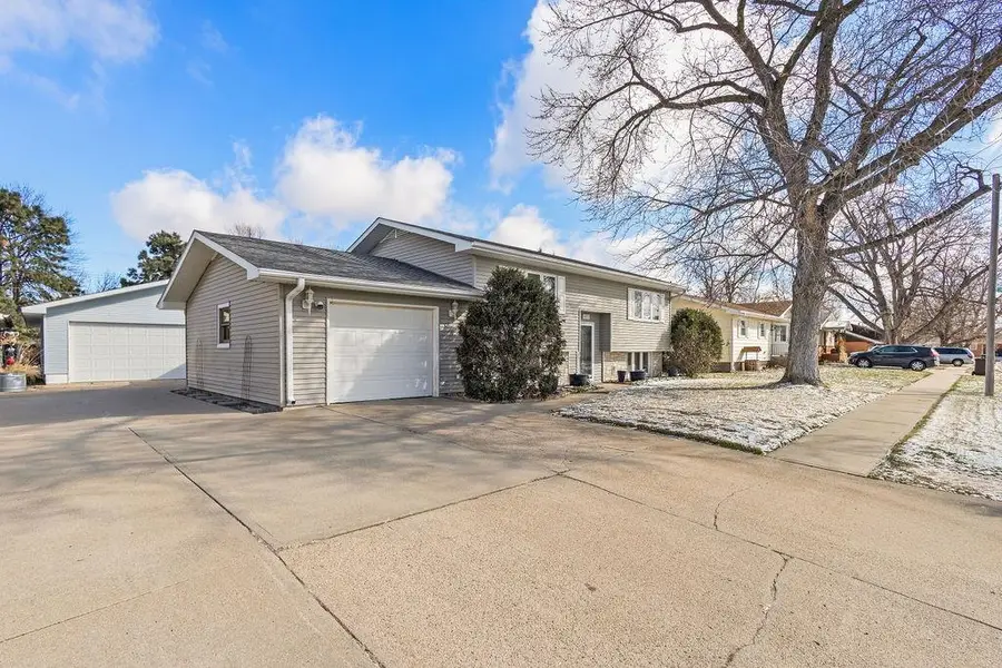 1022 2nd Street, Columbus, NE 68601 - #2