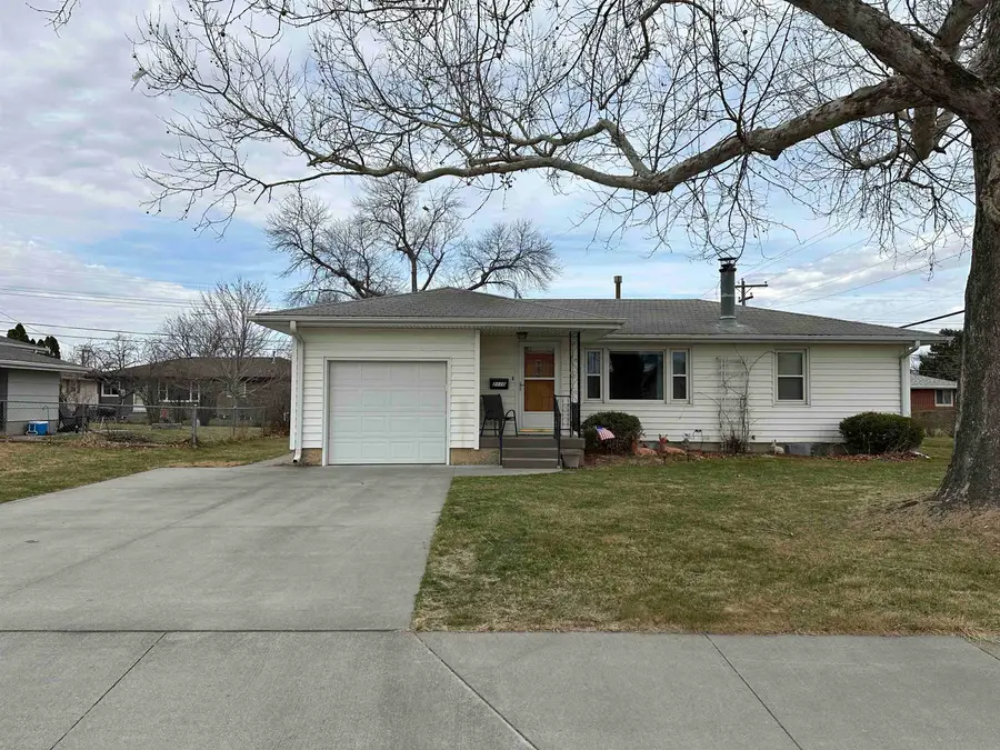 2110 24th Street, Columbus, NE 68601 - #2