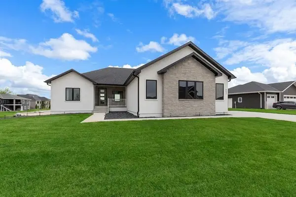 962 S Red Cedar Lane, Columbus, NE 68601