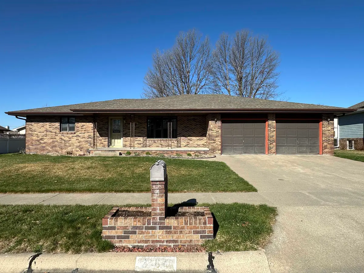 3164 37th Avenue, Columbus, NE 68601 - #1
