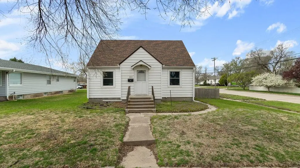 2621 7th Street, Columbus, NE 68601 - #1