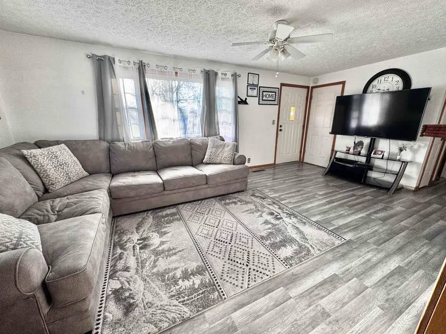 753 10th Avenue, Columbus, NE 68601 - #2