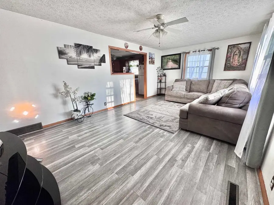 753 10th Avenue, Columbus, NE 68601 - #3