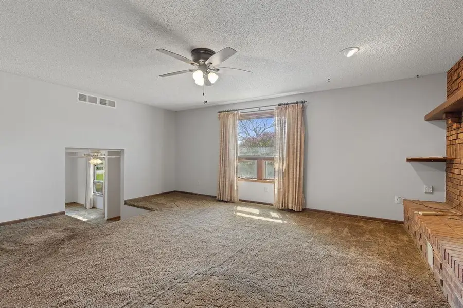 1122 5th Street, Columbus, NE 68601 - #3