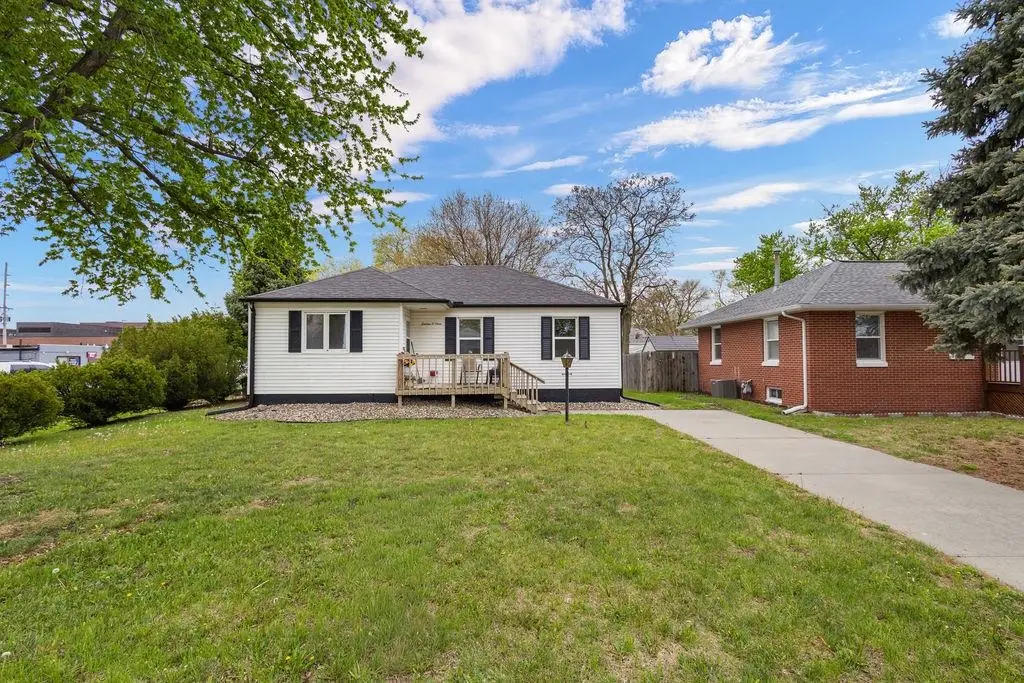 1603 18th Street, Columbus, NE 68601 - #1
