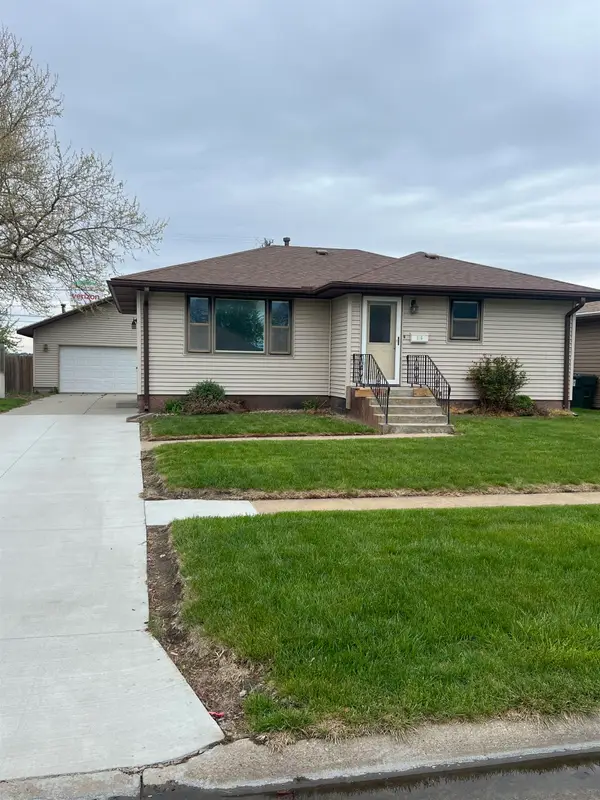 816 Becton Street, Columbus, NE 68601